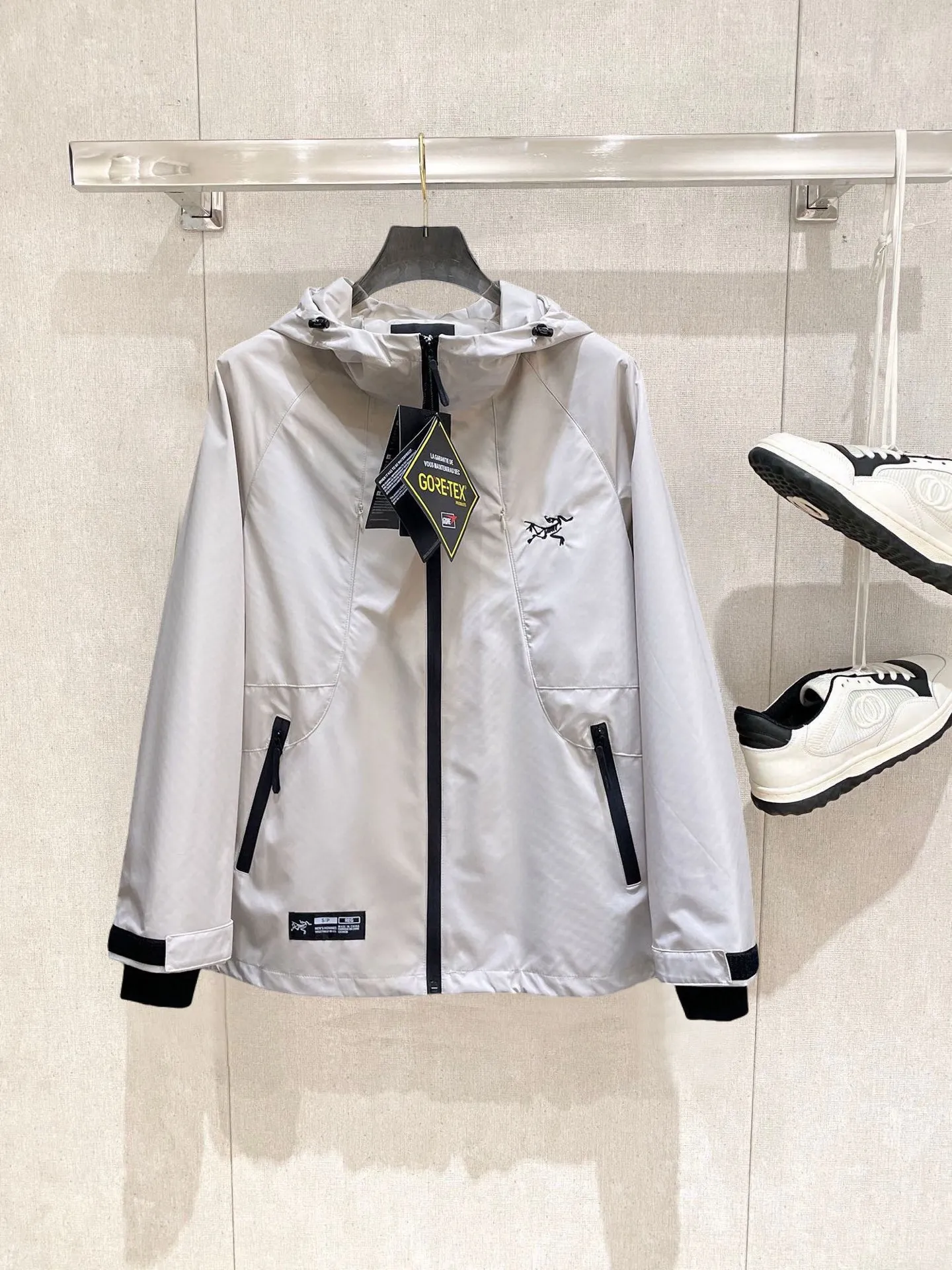 Same Style， ， 2026 New Arrival ， Original Premium Breathable ， ， ， Quality。 ， Sizes：M～3XL，